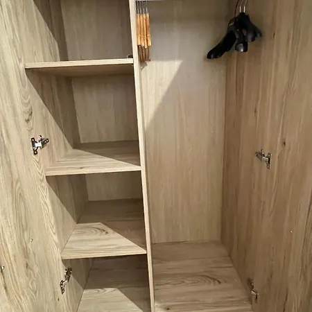 Riviera Hills غدينيا